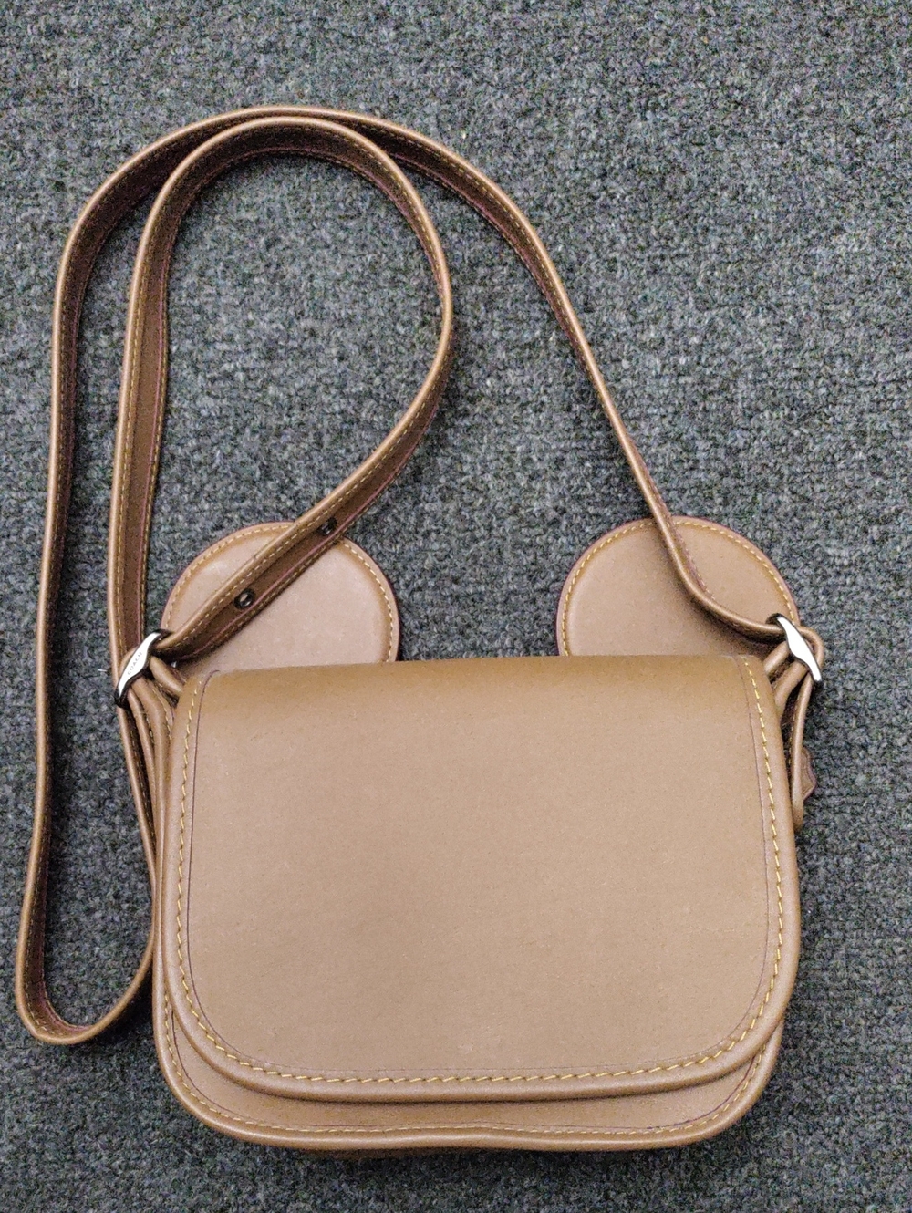 Disney x Coach y Minnie Mouse  Leatherette Crossbody/Shoulder Bag